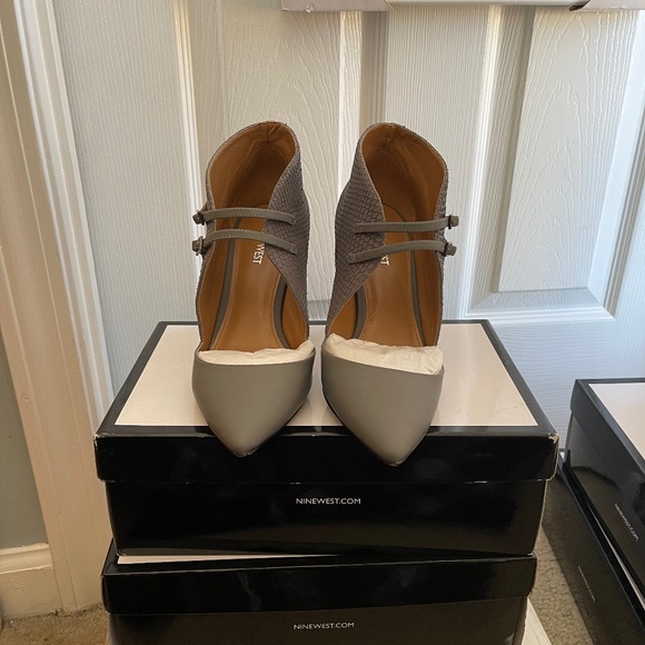 Grey Nine West Dress Shoes - Picture 2 of 6